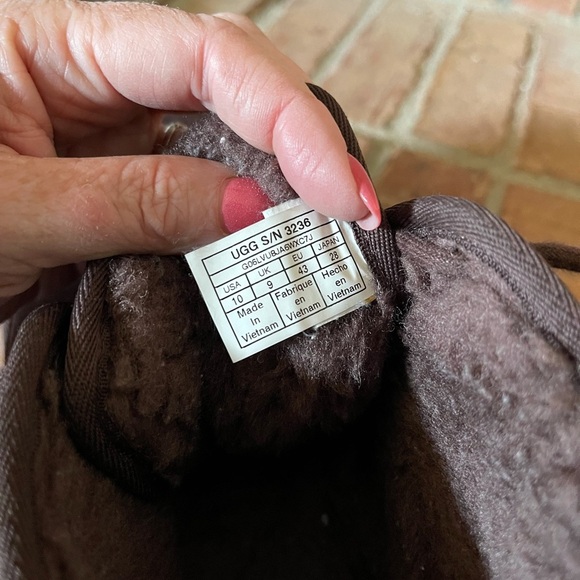 UGG Neumel Brown Suede Boots - Picture 6 of 7